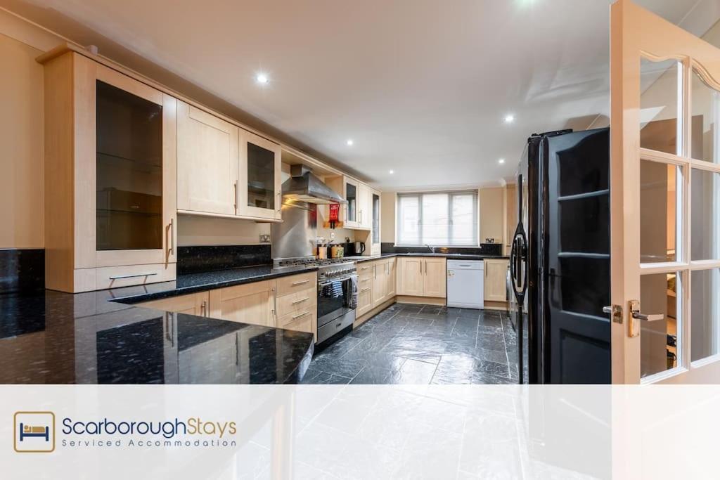 The Loft Apartment Скарборо Экстерьер фото
